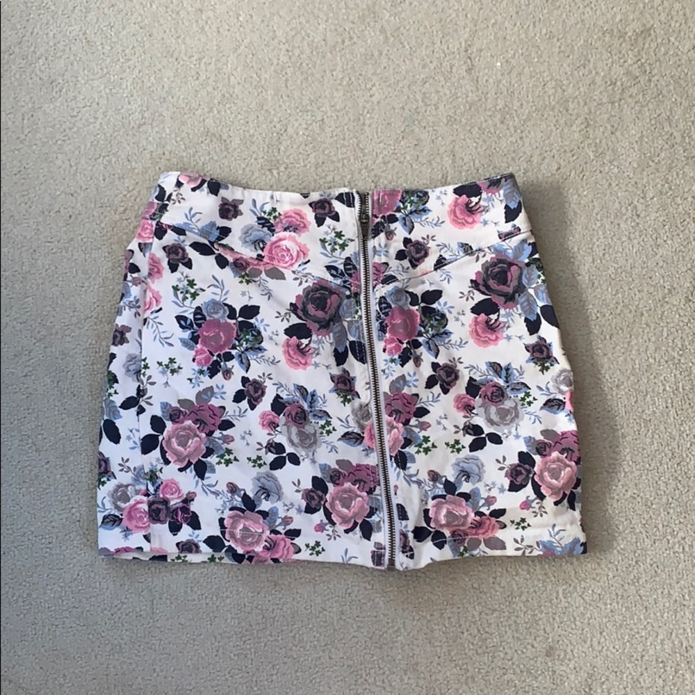 H&M Floral mini skirt